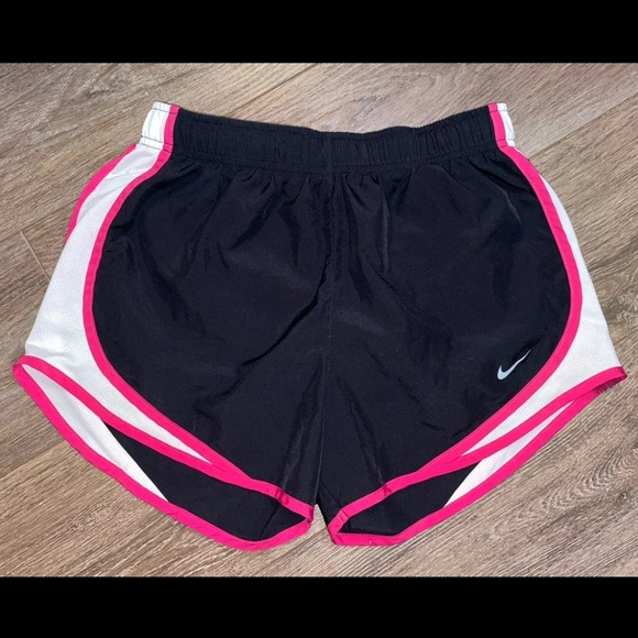 Nike Running Shorts - Picture 1 of 4